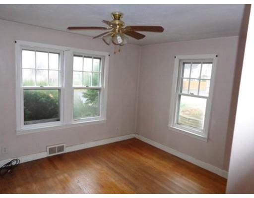 330 Commonwealth Ave, Springfield, MA 01108 photo 9