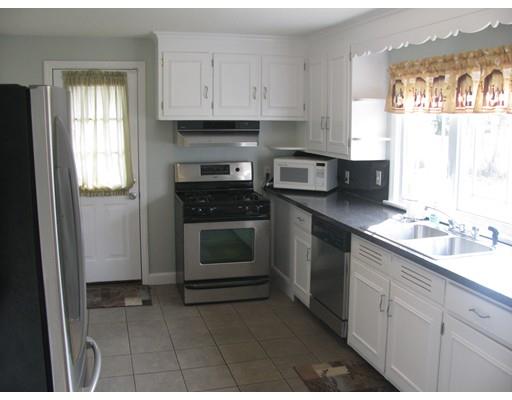 88 Overlook Dr, Springfield, MA 01118 photo 4