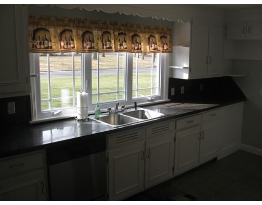 88 Overlook Dr, Springfield, MA 01118 photo 6