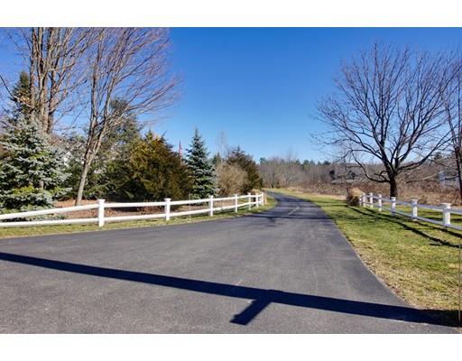 190 Maple St, Stow, MA 01775 photo 2