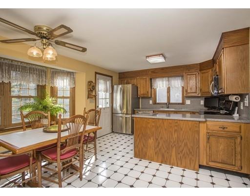 13 Plain St E, Berkley, MA 02779 photo 6