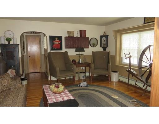 49 Cape Rd, Mendon, MA 01756 photo 3