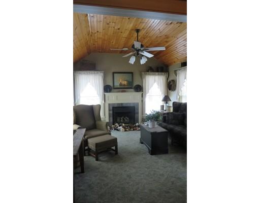 49 Cape Rd, Mendon, MA 01756 photo 5