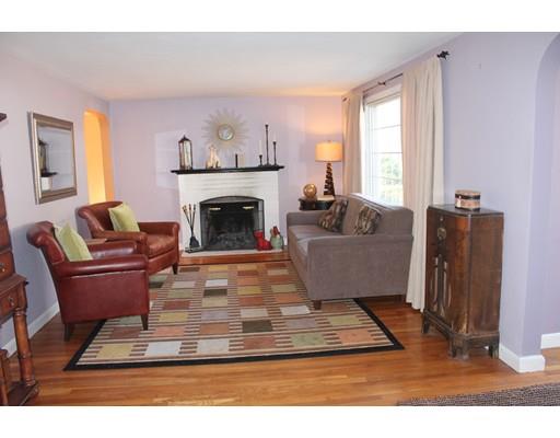 368 West St, Reading, MA 01867 photo 2