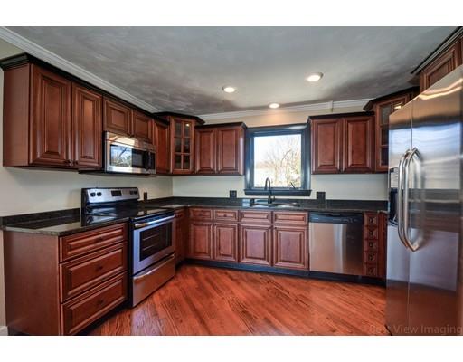 94 North Ave, Mendon, MA 01756 photo 10