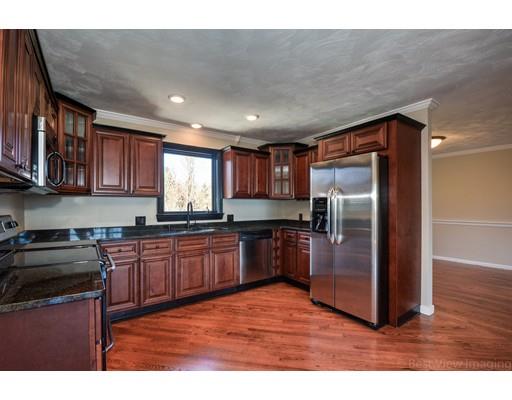 94 North Ave, Mendon, MA 01756 photo 11