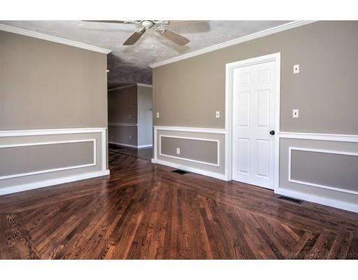 94 North Ave, Mendon, MA 01756 photo 7