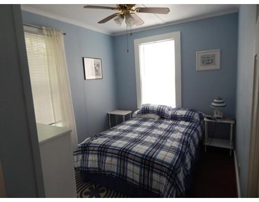 6 Nanumett St, Buzzards Bay, MA 02532 photo 8