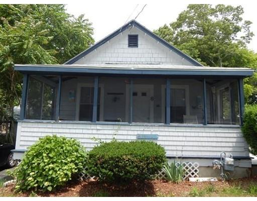 6 Nanumett St, Buzzards Bay, MA 02532 photo 1