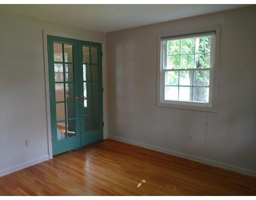 121 Jeffrey Rd, Springfield, MA 01119 photo 10