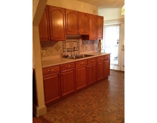 64 Roy St, Springfield, MA 01104 photo 12