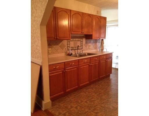 64 Roy St, Springfield, MA 01104 photo 10