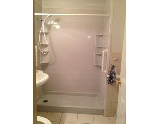 64 Roy St, Springfield, MA 01104 photo 15