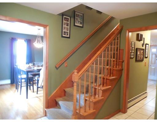 252 Pelham St, Fall River, MA 02721 photo 7