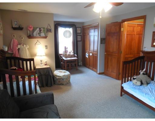 252 Pelham St, Fall River, MA 02721 photo 16