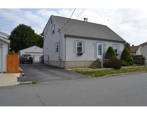 252 Pelham St, Fall River, MA 02721 photo 1