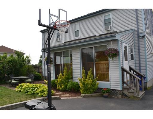 252 Pelham St, Fall River, MA 02721 photo 2