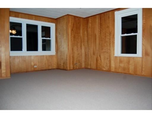 810 Dwelly St, Fall River, MA 02724 photo 11