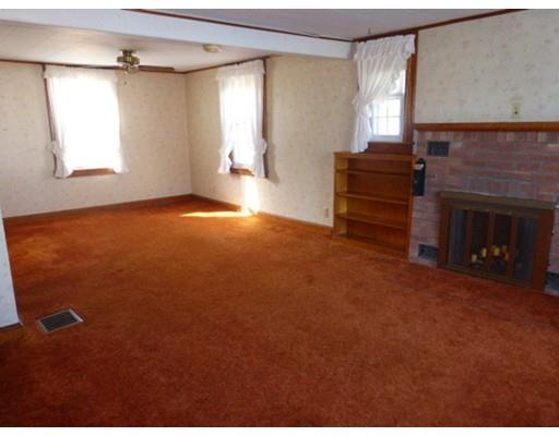 8 Mayher St, Easthampton, MA 01027 photo 10