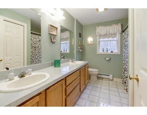 8 Henry Joseph Dr, Webster, MA 01570 photo 18