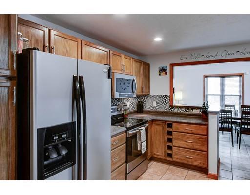 11 Clover Hill Rd, Sutton, MA 01590 photo 12