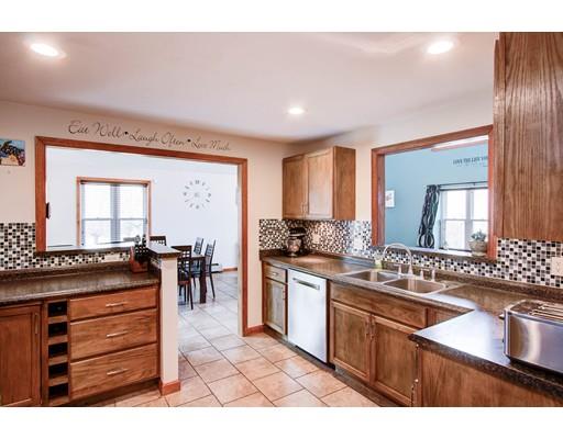 11 Clover Hill Rd, Sutton, MA 01590 photo 10