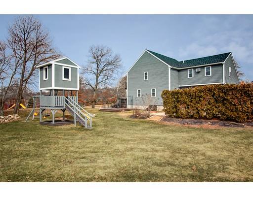 11 Clover Hill Rd, Sutton, MA 01590 photo 3