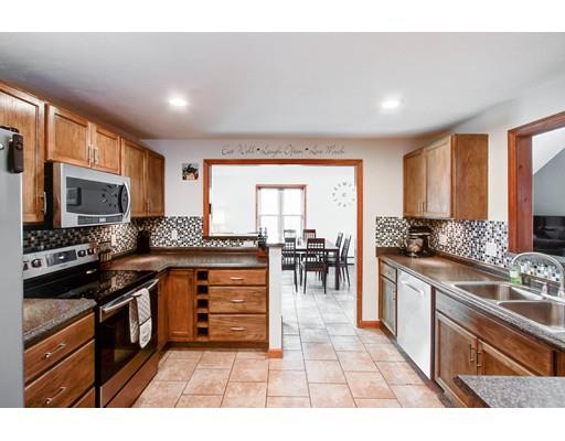 11 Clover Hill Rd, Sutton, MA 01590 photo 9