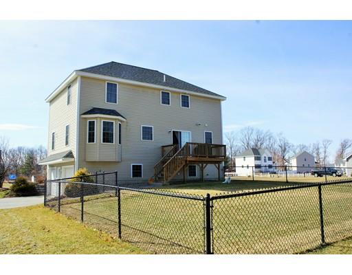 64 Cart Path Rd, Dracut, MA 01826 photo 4