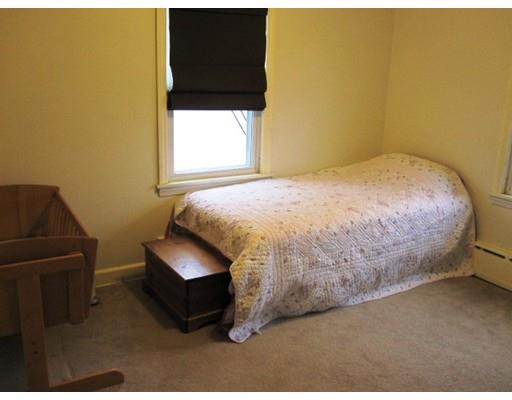 134 Derryfield Ave, Springfield, MA 01118 photo 17