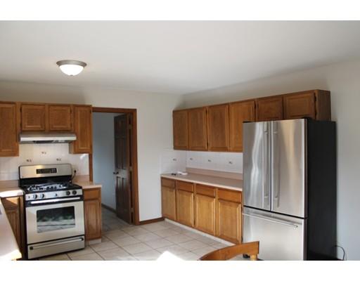 200 Jeffrey Rd, Springfield, MA 01119 photo 3