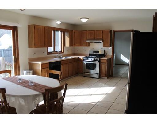 200 Jeffrey Rd, Springfield, MA 01119 photo 2