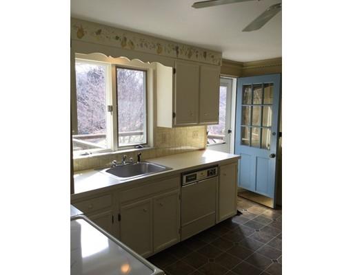 150 Barton Rd, Wellesley, MA 02481 photo 9