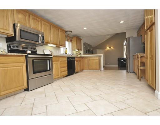 60 Cabral Dr, Middleton, MA 01949 photo 9