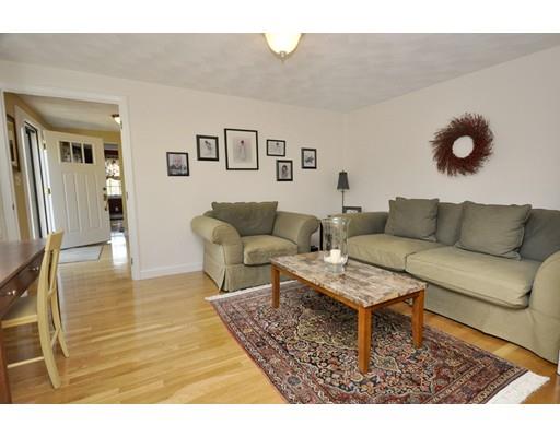 60 Cabral Dr, Middleton, MA 01949 photo 3