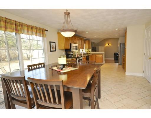 60 Cabral Dr, Middleton, MA 01949 photo 12
