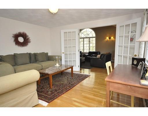 60 Cabral Dr, Middleton, MA 01949 photo 4
