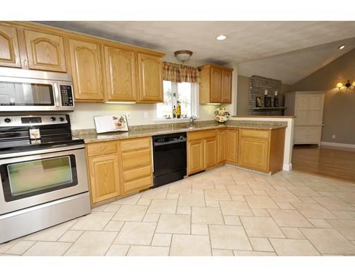 60 Cabral Dr, Middleton, MA 01949 photo 7