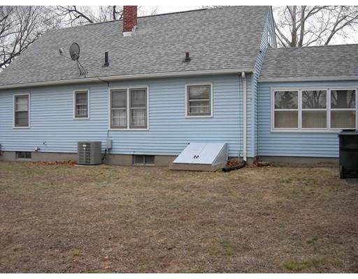 23 Oakhurst St, Springfield, MA 01104 photo 2