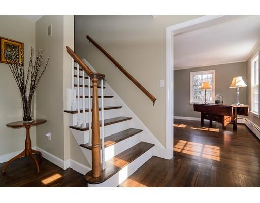 87 Centre St, Dover, MA 02030 photo 2