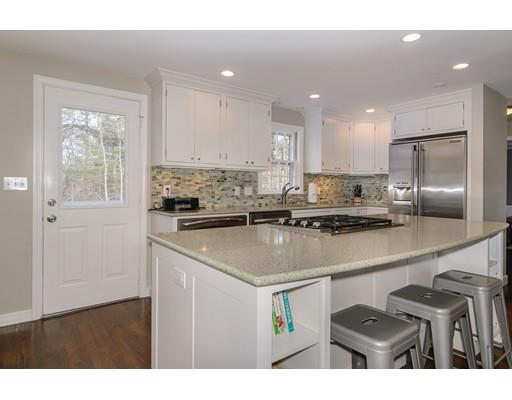 87 Centre St, Dover, MA 02030 photo 3