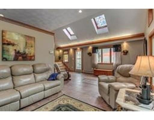 27 Dana Rd, Reading, MA 01867 photo 12
