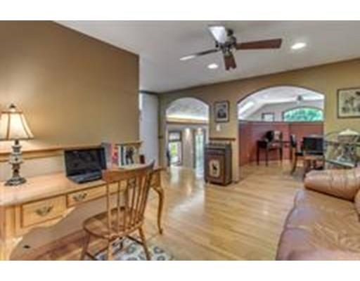 27 Dana Rd, Reading, MA 01867 photo 6