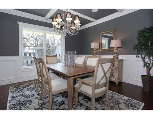 207 Varick Rd, Waban, MA 02468 photo 3