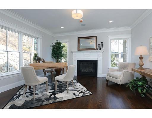 207 Varick Rd, Waban, MA 02468 photo 6