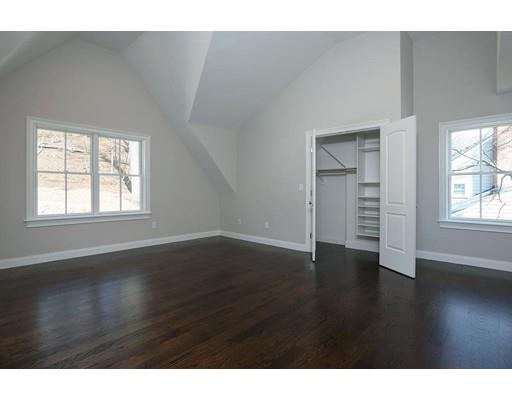 207 Varick Rd, Waban, MA 02468 photo 10