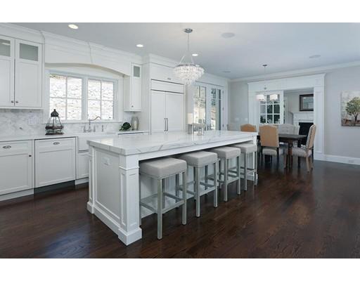 207 Varick Rd, Waban, MA 02468 photo 4