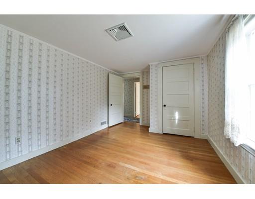 33 Cedar St, Wellesley, MA 02481 photo 14