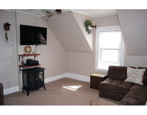 37 Harrison Ave #3, Gloucester, MA 01930 photo 4