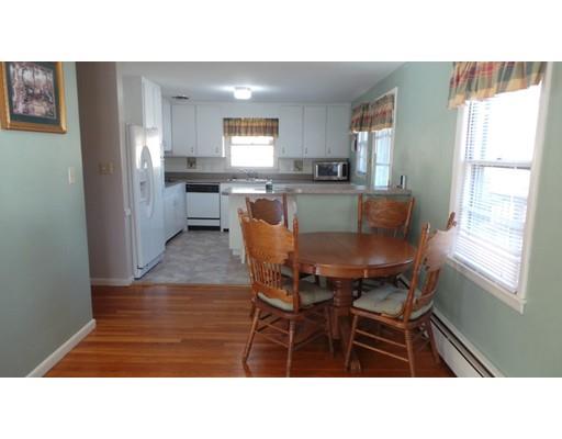 9 Pompano Rd, Worcester, MA 01605 photo 4